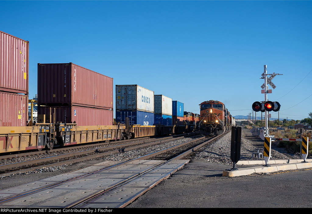 BNSF 7217